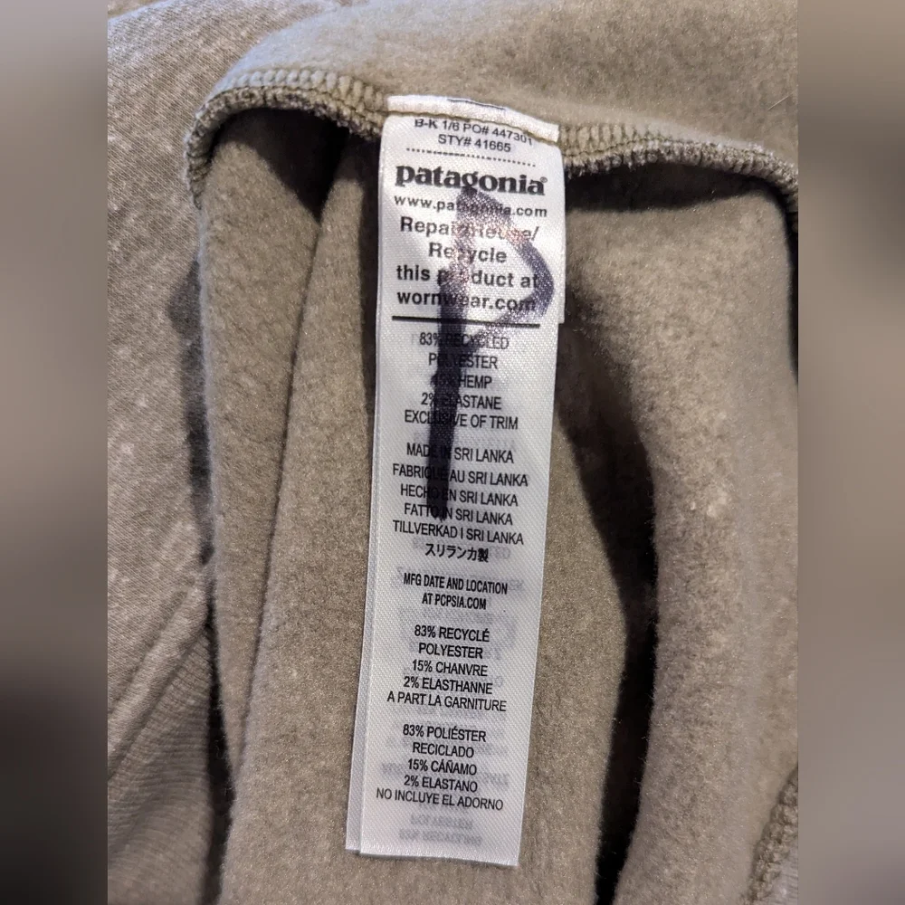 Patagonia Men's Full-Zip Hoody - Picture 4 of 5